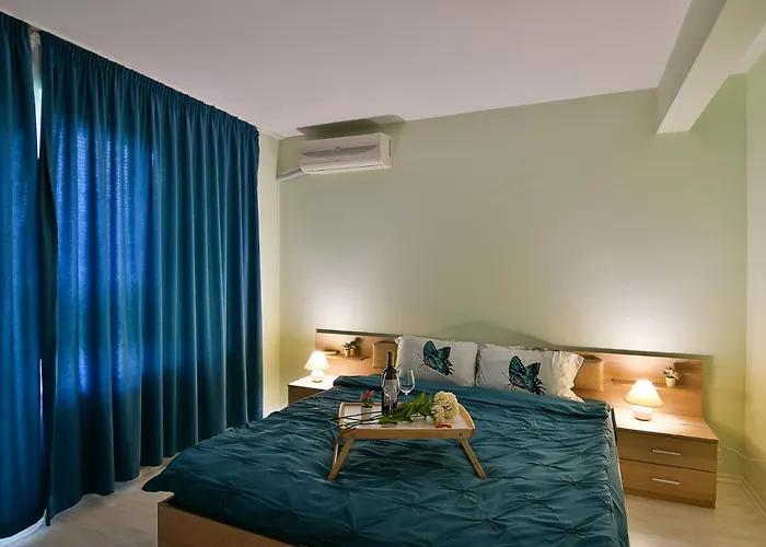 Paradise - Free Parking * Warna