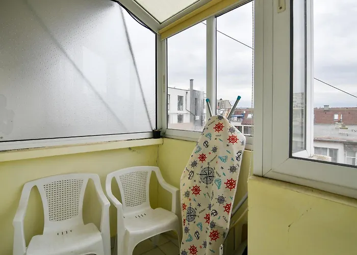 Paradise - Free Parking Warna